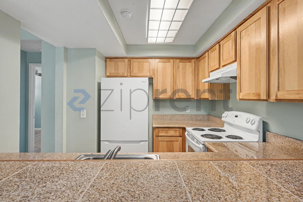 Building Photo - 14511 SW Grayling Ln