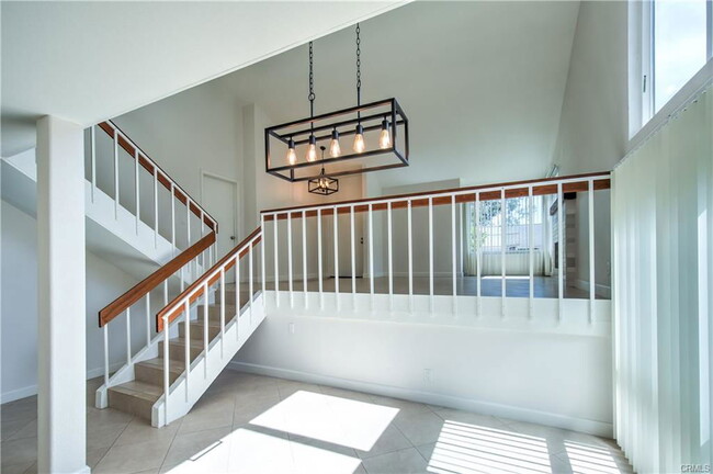 Building Photo - 23925 Copenhagen St