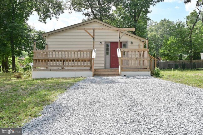 Building Photo - 2722 Sunset Ave