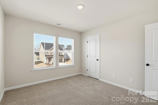 Building Photo - 3031 Breslin St