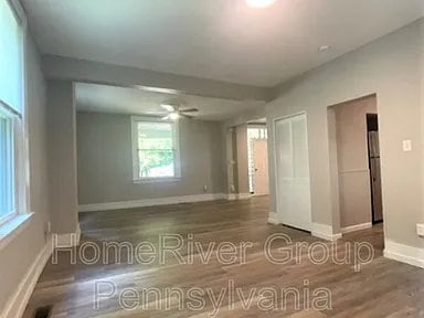 Building Photo - 211 Locust St