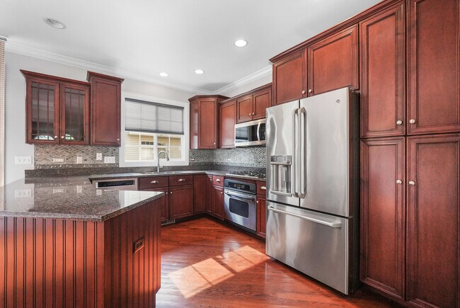 Building Photo - 2634 Blakely Ln