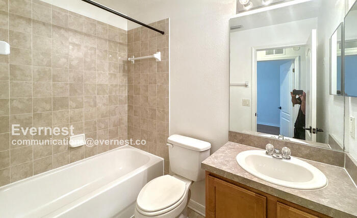 Building Photo - 10545 Shady Falls Ct