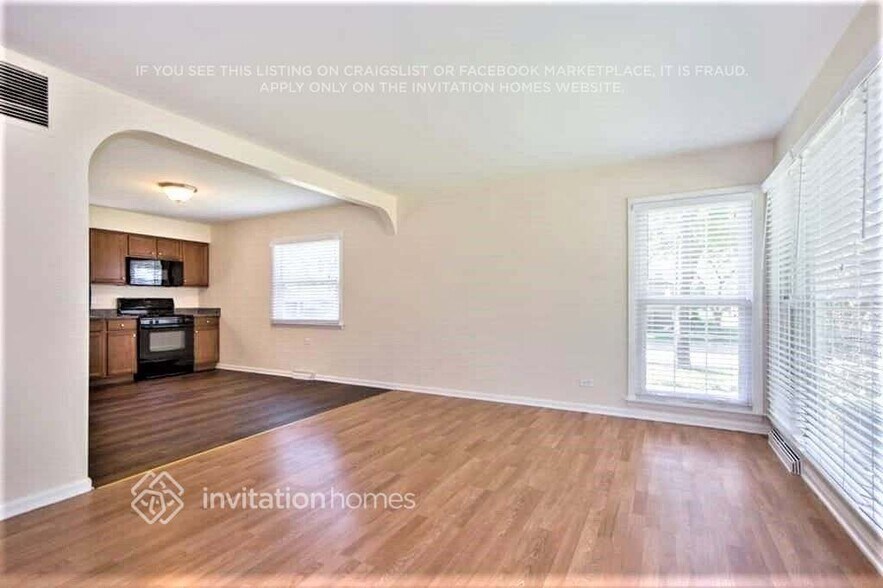 Building Photo - 517 N Biermann Ave
