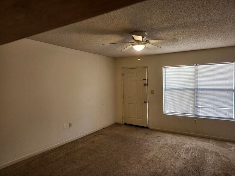 Living room - 38 4th St