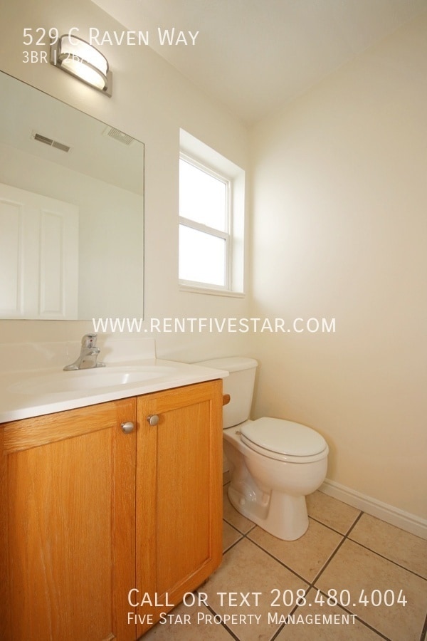 Building Photo - 529 Raven Way