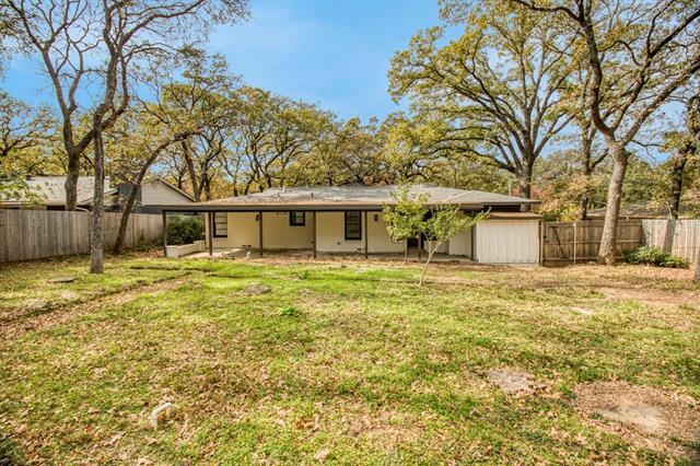 Building Photo - 805 Ross Trail