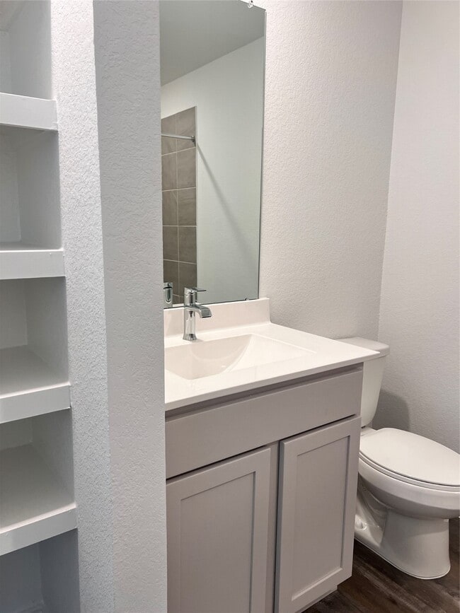 Building Photo - 522 Belle Spgs Ln