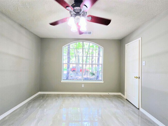Building Photo - 159 S Delta Mill Cir