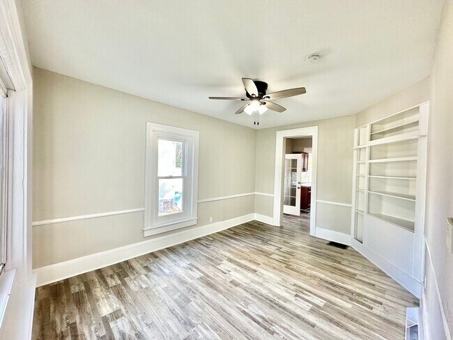 Building Photo - 1505 24th St