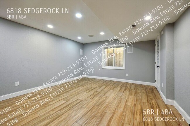 Building Photo - 6818 Sedgerock Ln