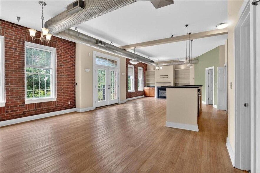 Building Photo - 1162 Ponce De Leon Ave NE