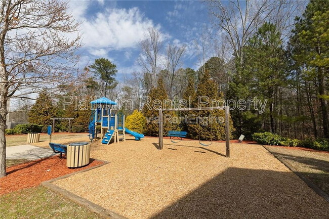 Building Photo - 3343 Blue Springs Walk