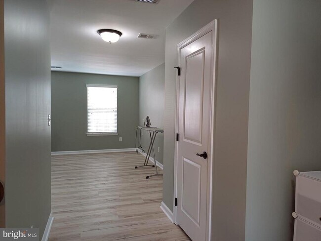 Building Photo - 25501 Emerson Oaks Dr
