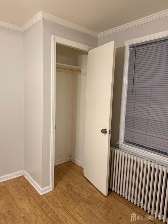 Primary Photo - 24 S 3rd Ave