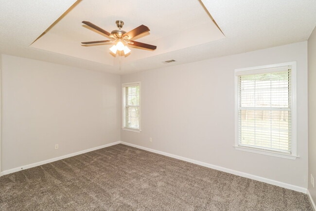 Building Photo - 10094 Cameron Ridge TR