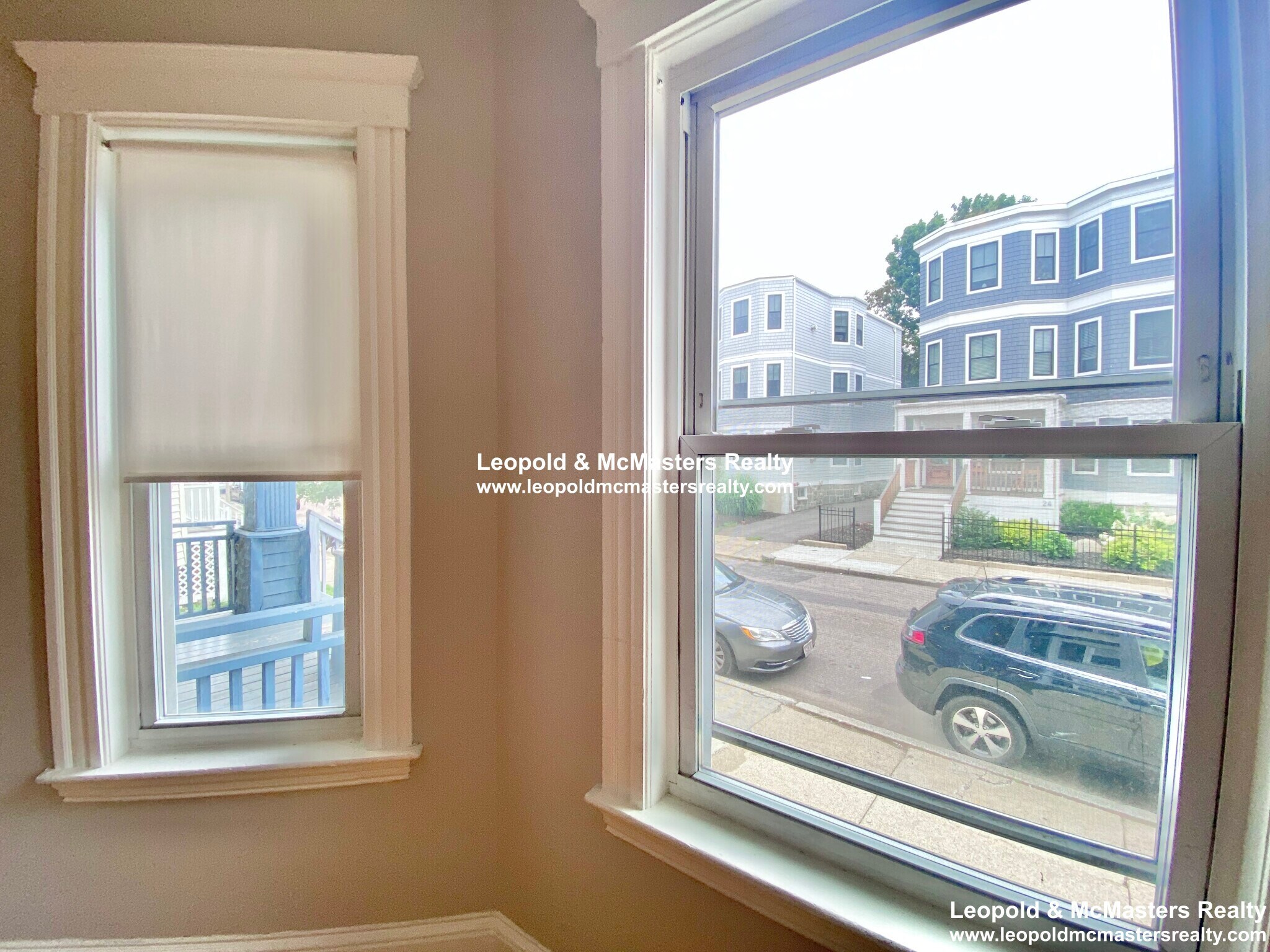 Building Photo - 21 Roseclair St