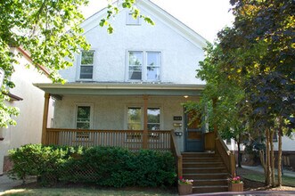 Building Photo - 1024 Foster St