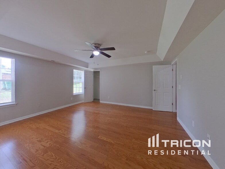 Building Photo - 7610 Hidden Creek Dr