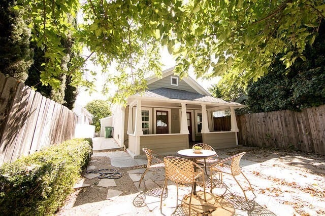 Building Photo - 1430 Pine St