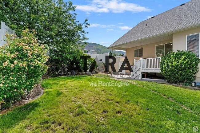 Building Photo - 154 W 1100 N