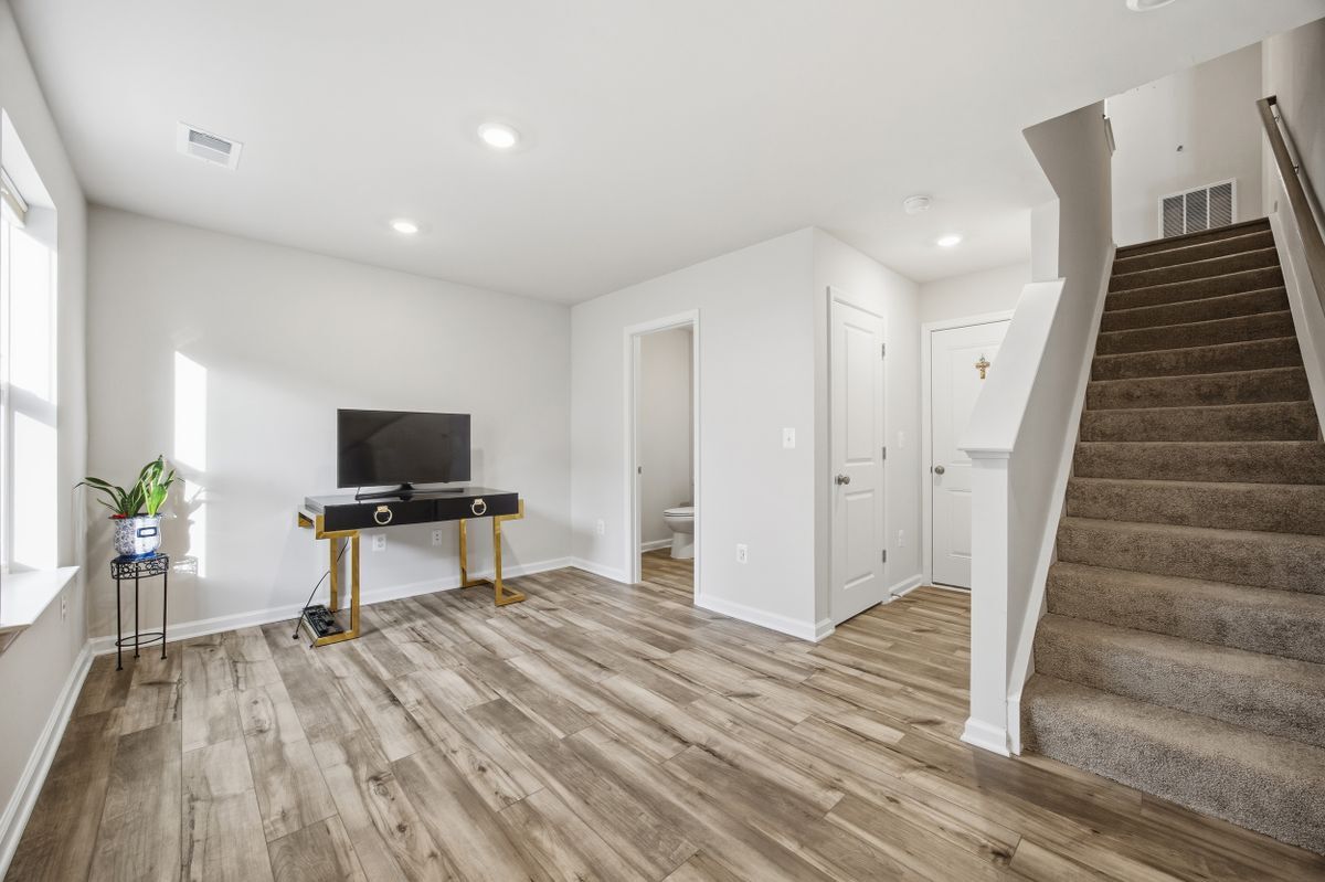 Building Photo - 336 Mineral Springs Rd