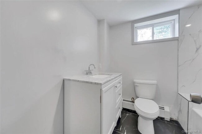 Building Photo - 32 Highland Dr