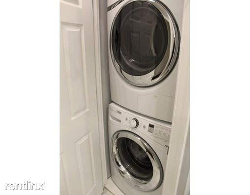 Building Photo - 2 br, 1.5 bath  - 121 Beacon St #3