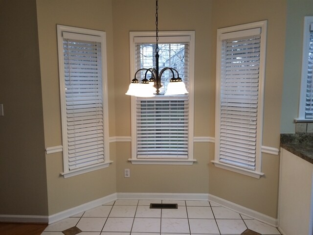 Building Photo - 3520 Huntingridge Dr