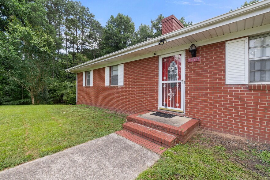 Front Door - 1319 Legend Rd