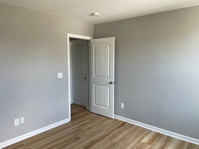 Building Photo - Coming Soon 3 Bedroom 2.5 Bathroom in Grayson Park Leland NC