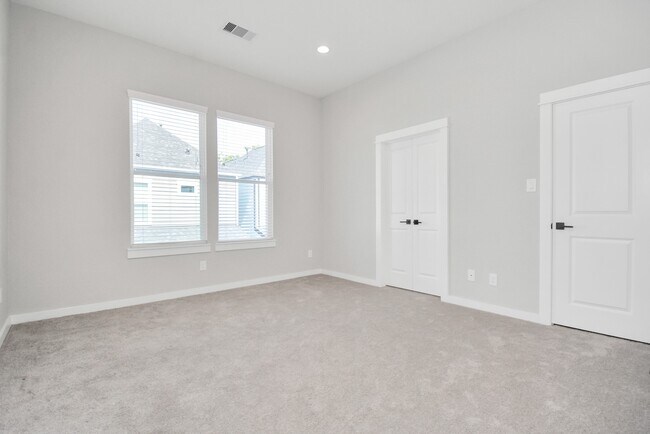 Building Photo - 8419 Berry Brush Ln