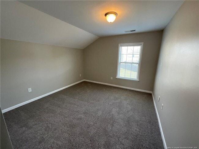 Building Photo - 52 Noble Ct