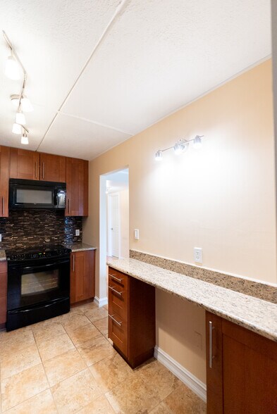 Building Photo - 35300 Woodward Ave