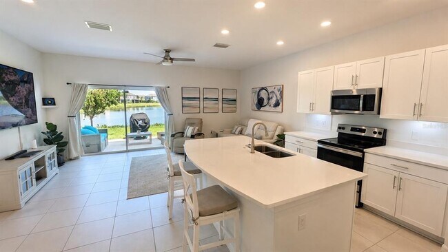 Building Photo - 5698 Archipelago St