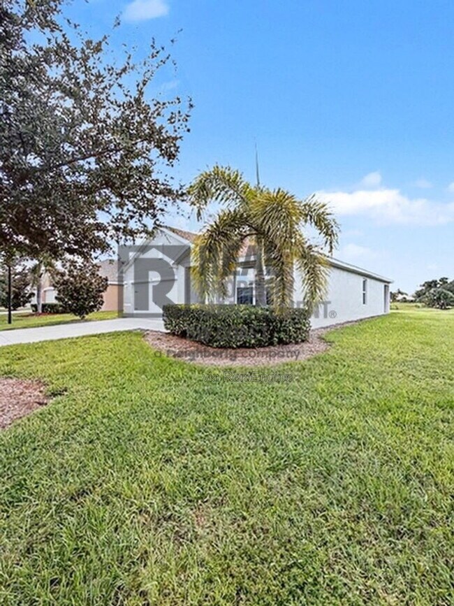 Building Photo - 7317 Mikasa Dr