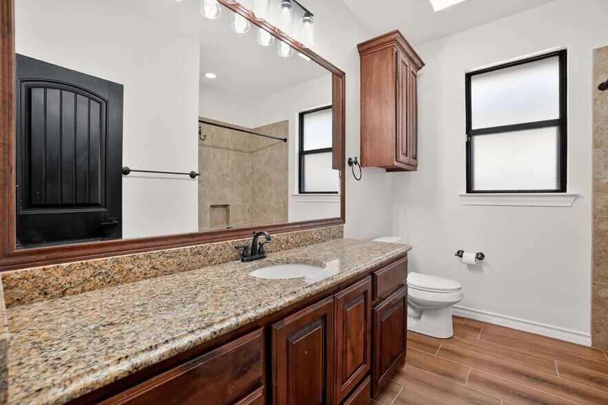 Building Photo - 5512 Casa Grande Trail