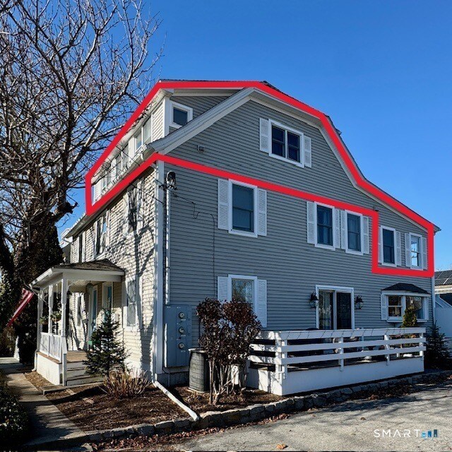 Building Photo - 8 Broad St