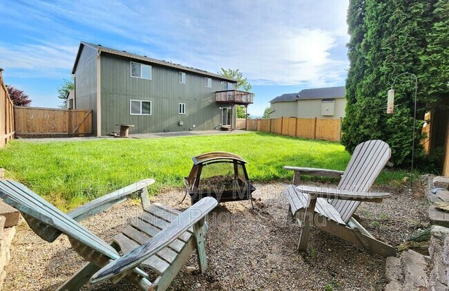 Building Photo - 7209 31st Pl NE