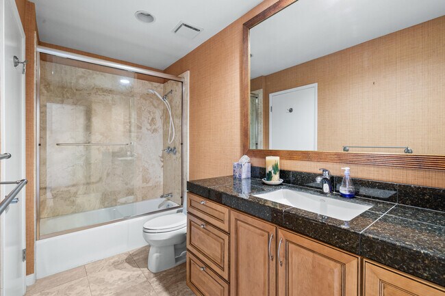 Building Photo - 70520 Gardenia Ct