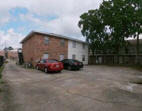 Building Photo - 4554 Y A Tittle Ave