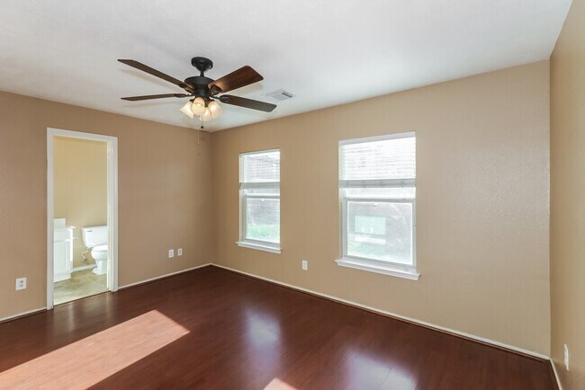 Building Photo - 20515 Fairworth Pl Ln