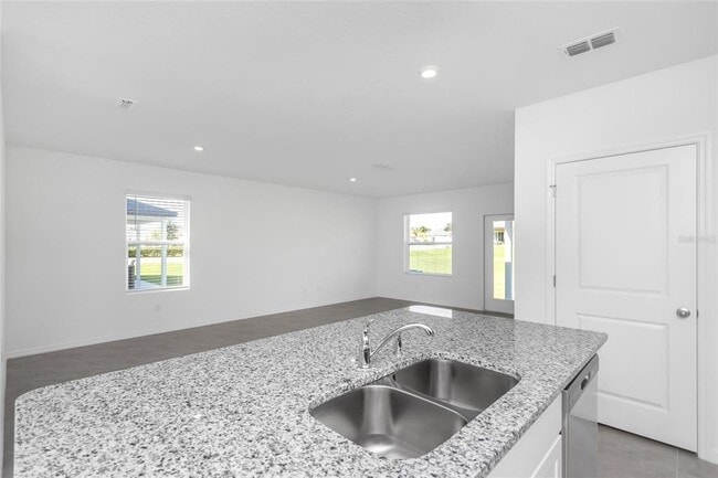 Building Photo - 6773 Branham Mill Ct