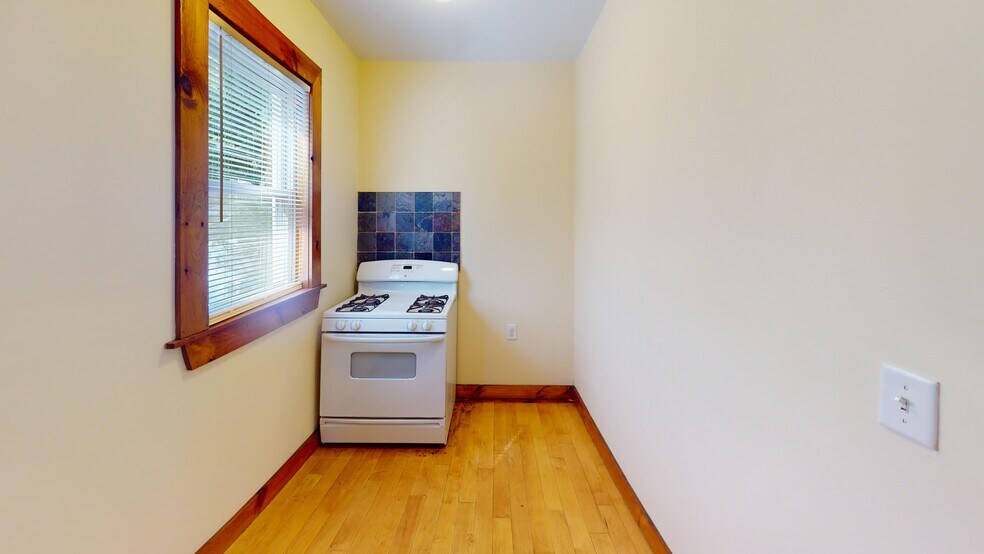 Building Photo - 32 Martland Ave