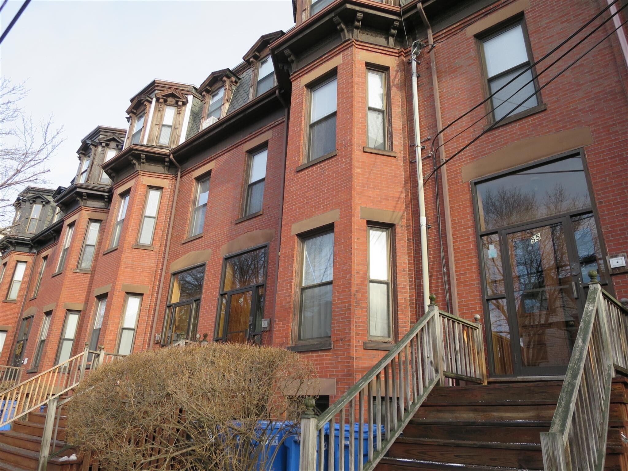 Building Photo - 57 Adams St