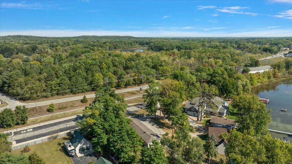 Building Photo - 5155 Girard Dr