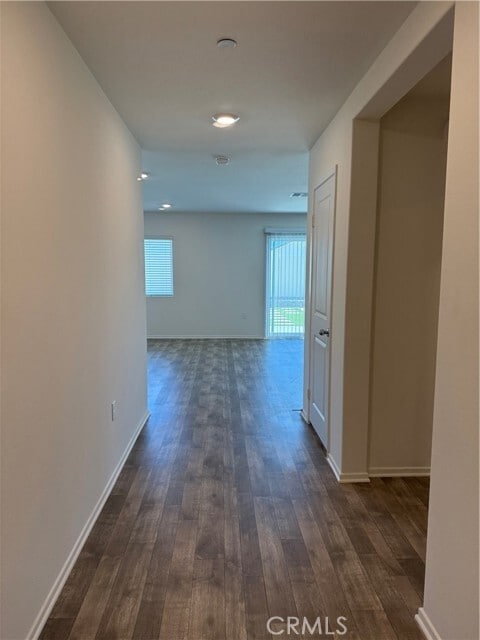 Building Photo - 479 Hollyhock Cir