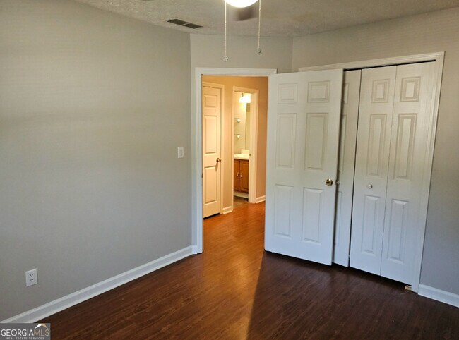 Building Photo - 12205 Cypress Way