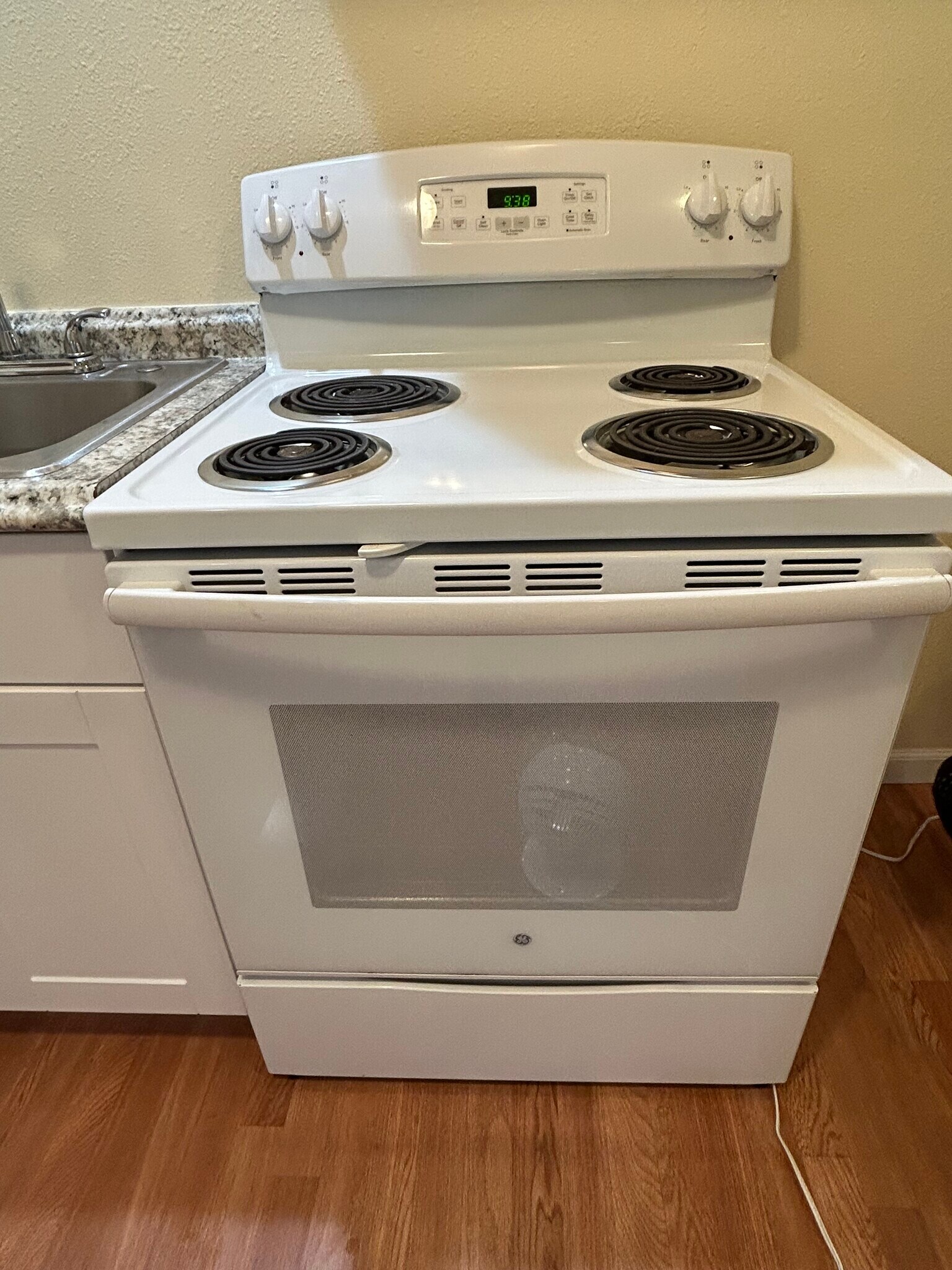 Building Photo - 16840 Bell Ave