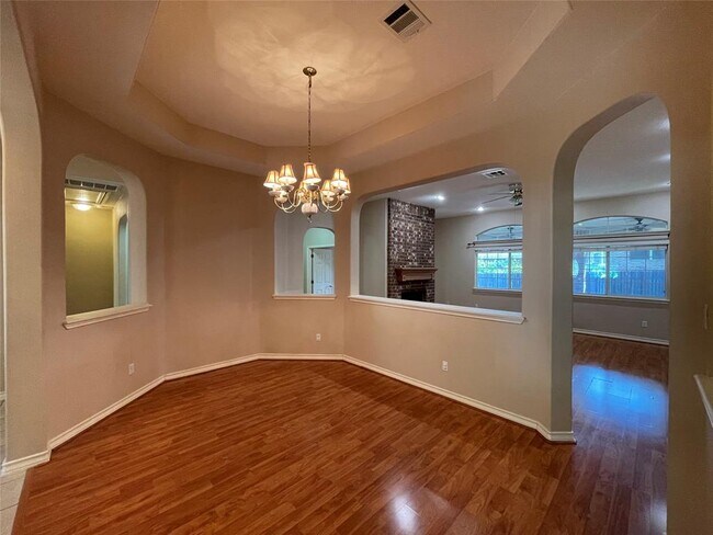 Building Photo - 16901 Ennis Trail